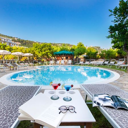 Hotel Antiche Mura Соренто Екстериор снимка