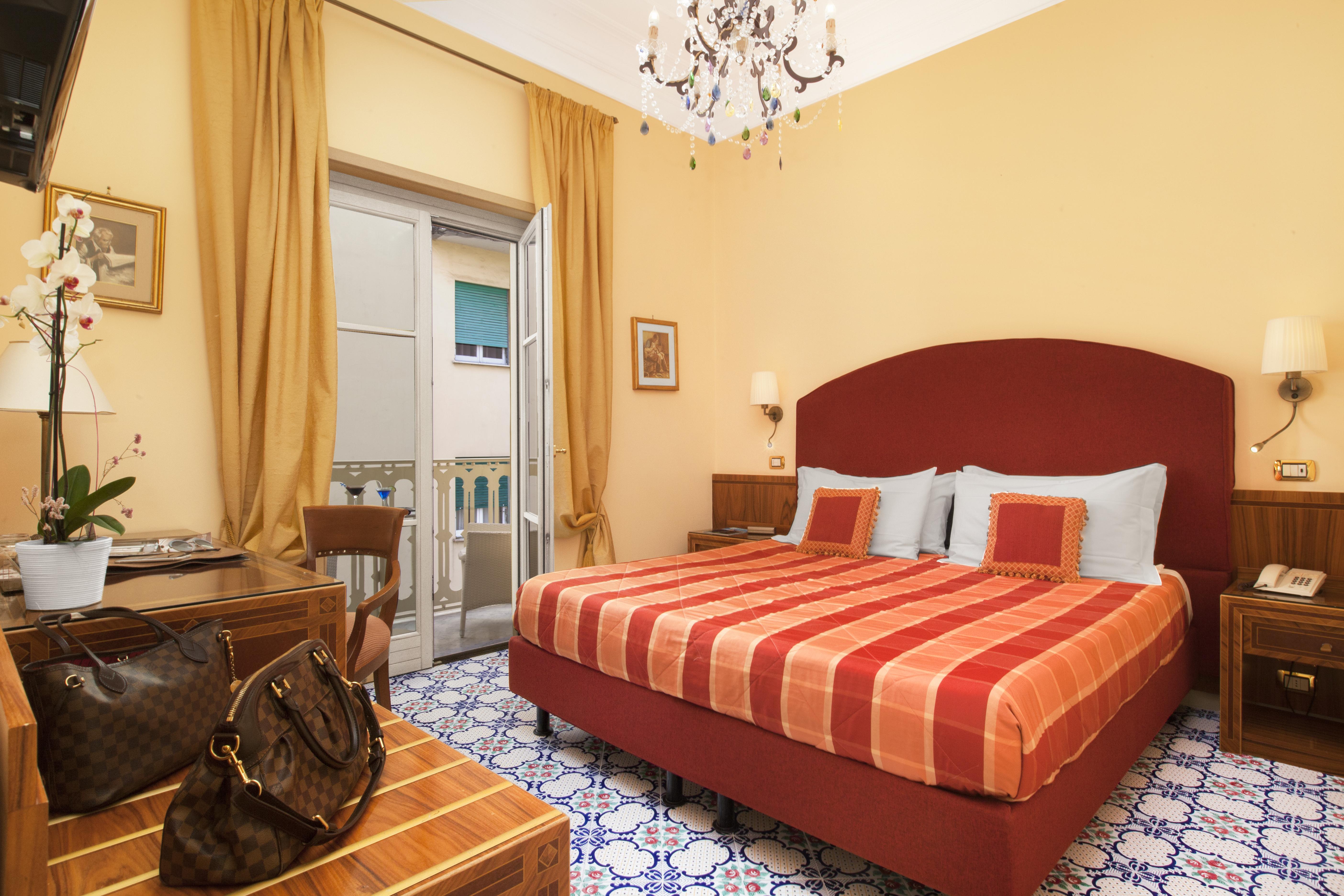 Hotel Antiche Mura Соренто Екстериор снимка
