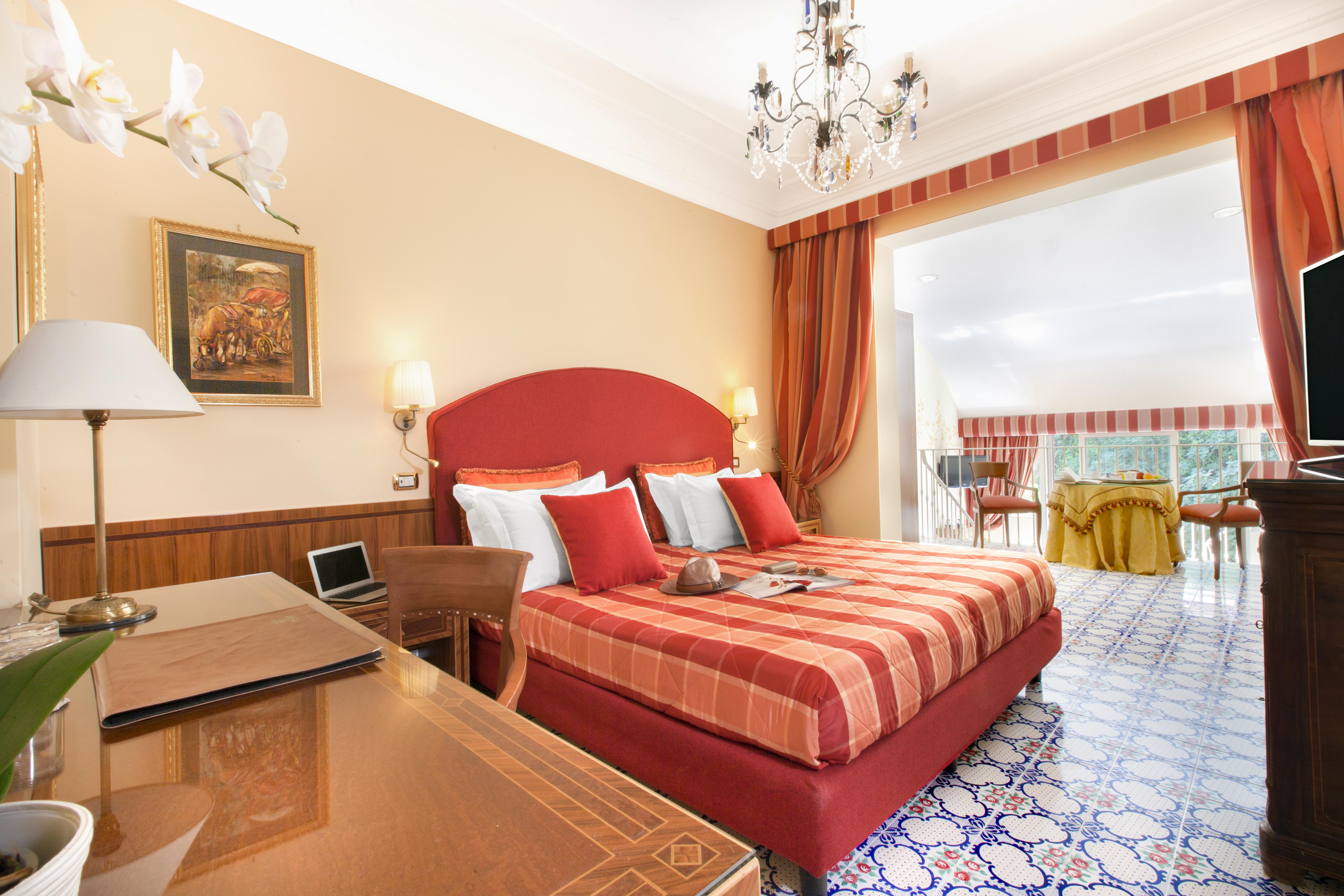 Hotel Antiche Mura Соренто Екстериор снимка