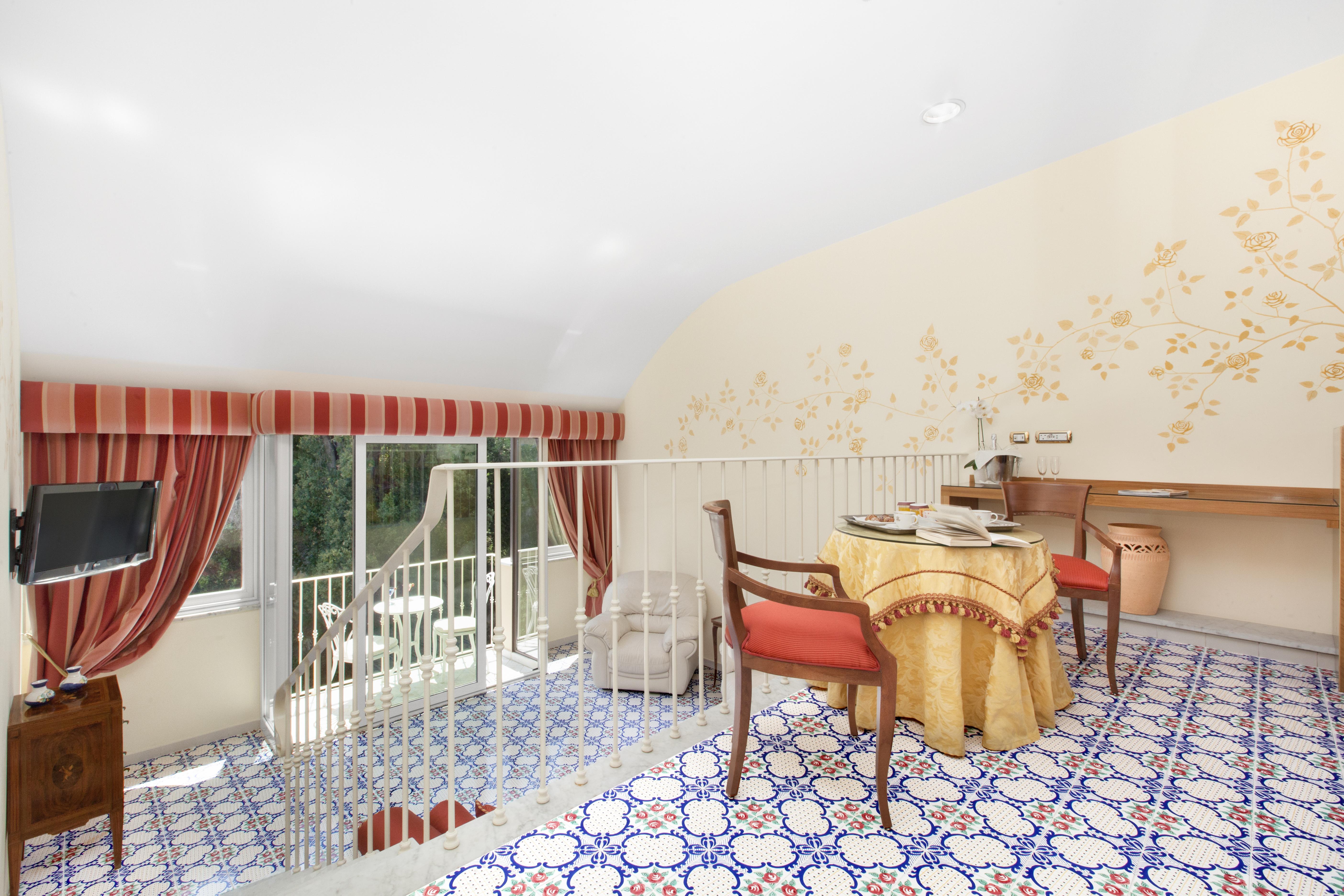 Hotel Antiche Mura Соренто Екстериор снимка
