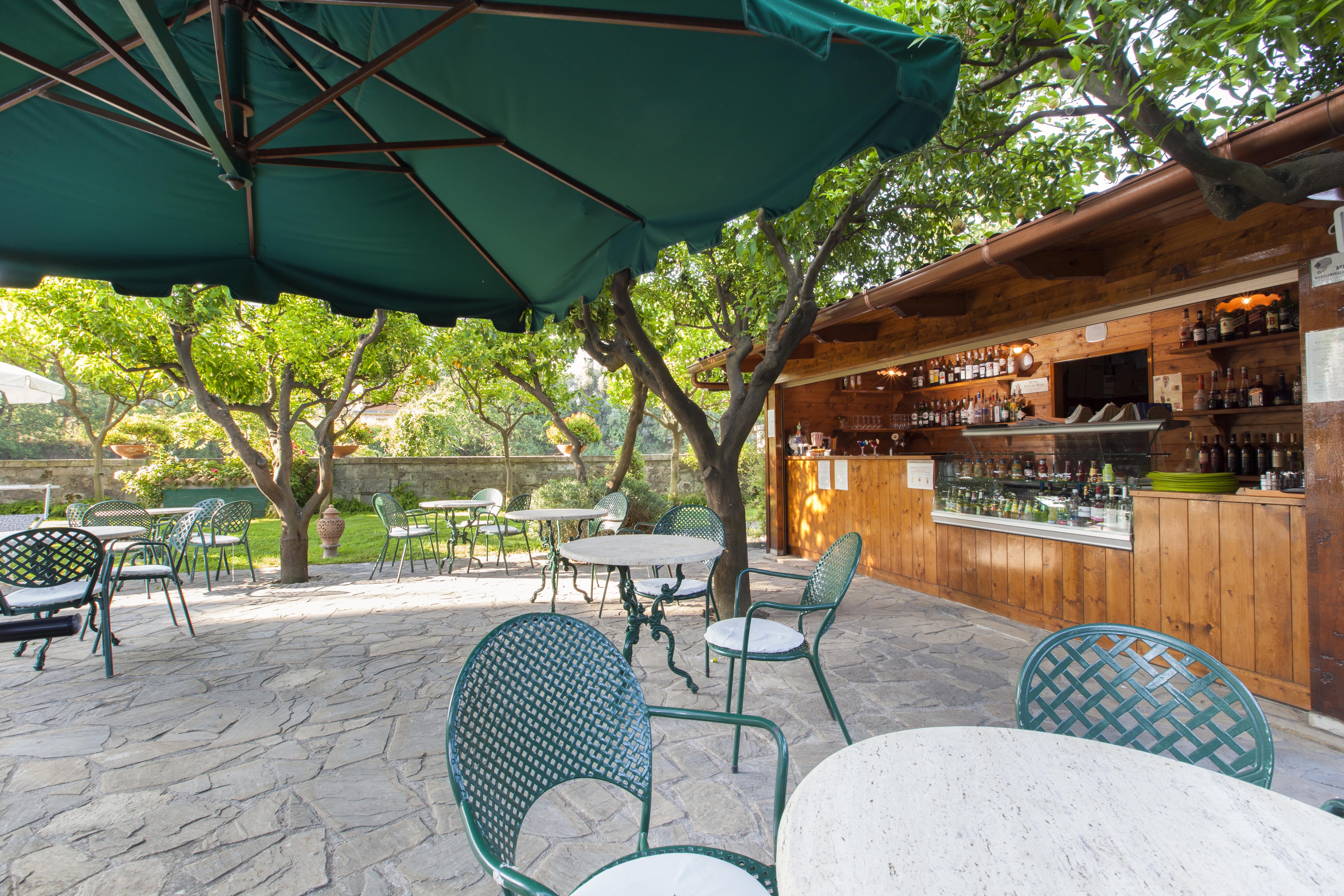 Hotel Antiche Mura Соренто Екстериор снимка