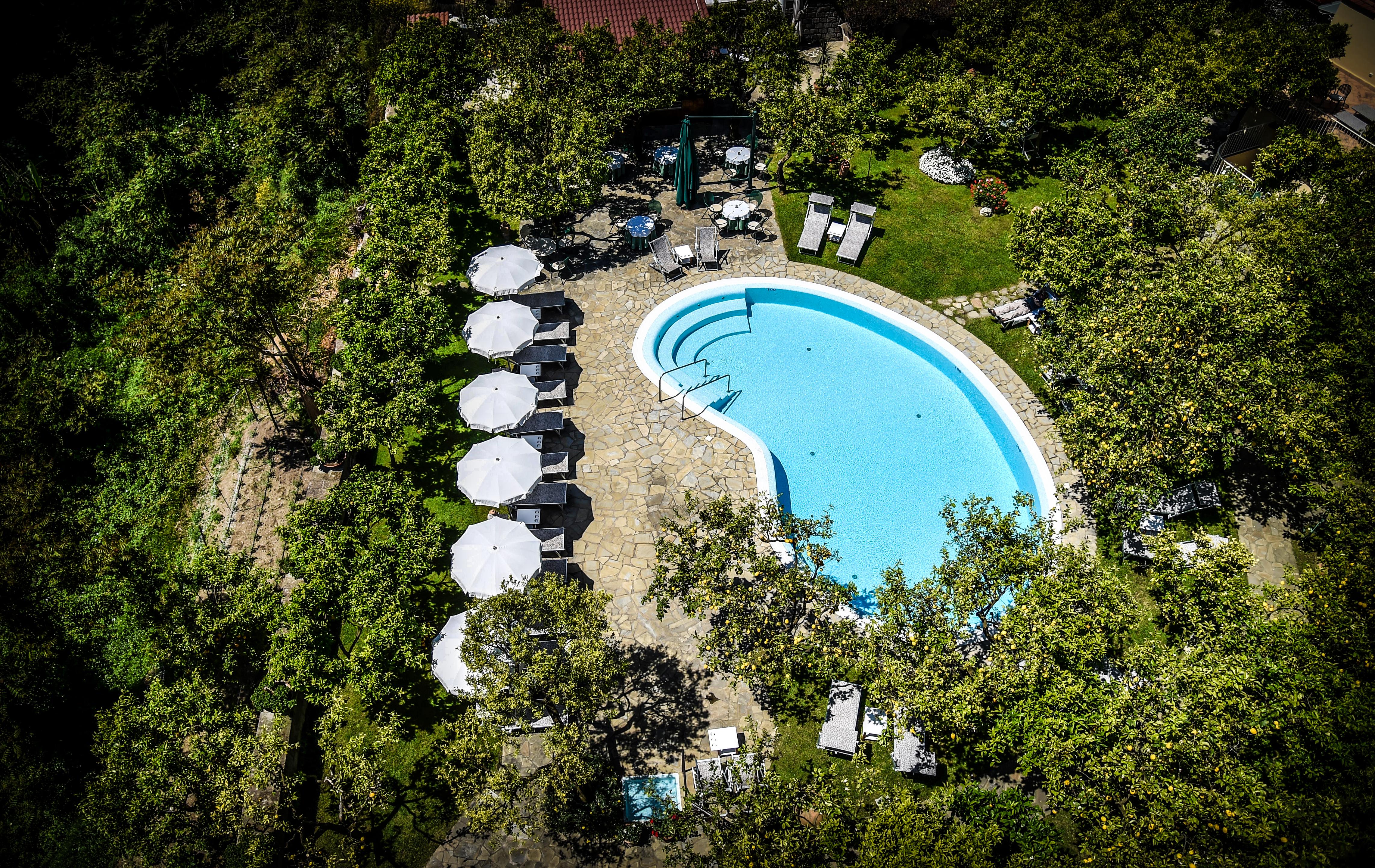 Hotel Antiche Mura Соренто Екстериор снимка